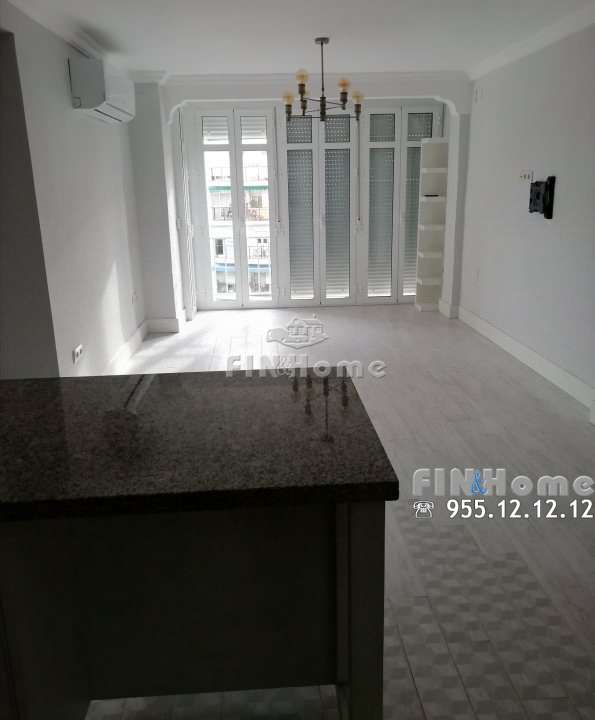 Inmobiliaria FIN&Home FH03578-RONDA-DE-TRIANA Piso en alquiler junto a Ronda de Triana, 1º calidades, con ascensor y luminoso Inmobiliaria FIN&Home FH03578-RONDA-DE-TRIANA Piso en alquiler junto a Ronda de Triana, 1º calidades, con ascensor y luminoso