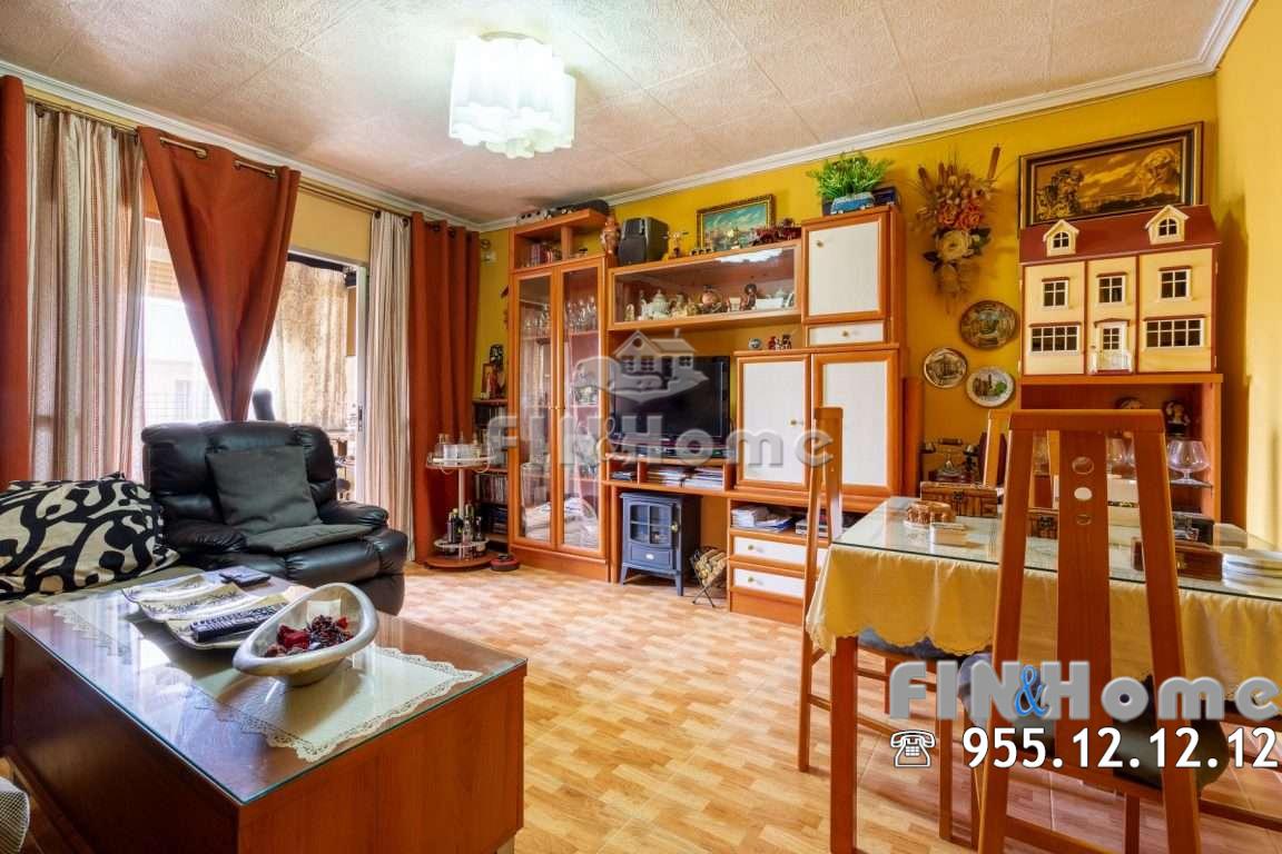 Inmobiliaria FIN&Home FH03583-JERONIMO-POU-SALON-1152x768 GRAN ÁTICO LUMINOSO Y AMPLIO CON VISTAS A LA CIUDAD EN EL BARRIO DE TRIANA Inmobiliaria FIN&Home FH03583-JERONIMO-POU-SALON-1152x768 GRAN ÁTICO LUMINOSO Y AMPLIO CON VISTAS A LA CIUDAD EN EL BARRIO DE TRIANA