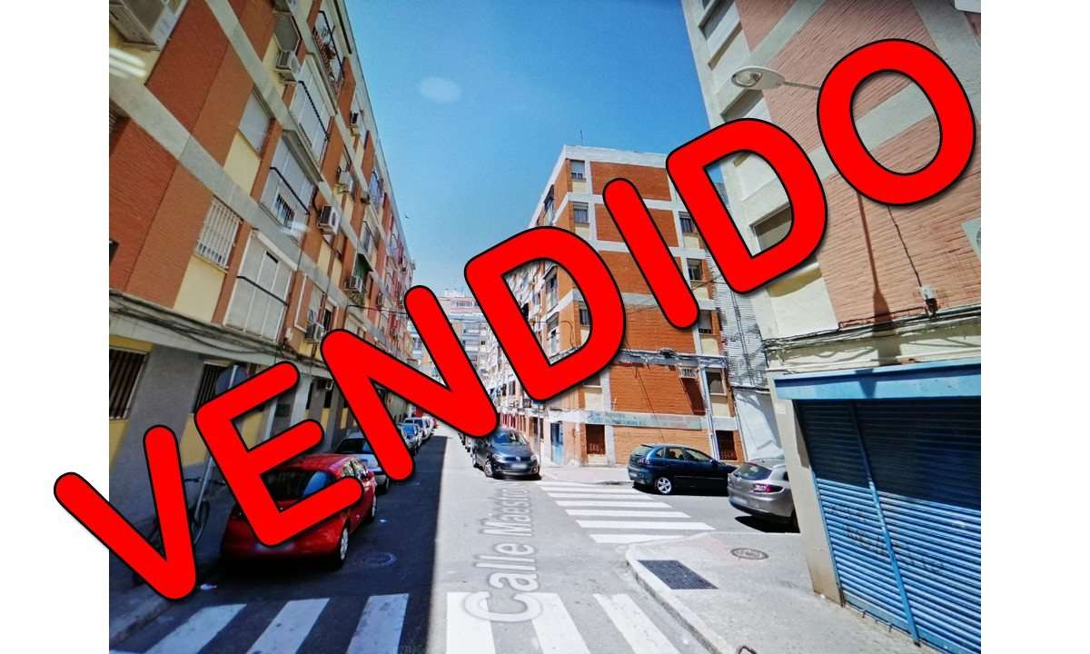 Inmobiliaria FIN&Home MAESTRO-ARRIETA-M-VENDIDO Piso en Santa Cecilia ideal para inversión Inmobiliaria FIN&Home MAESTRO-ARRIETA-M-VENDIDO Piso en Santa Cecilia ideal para inversión
